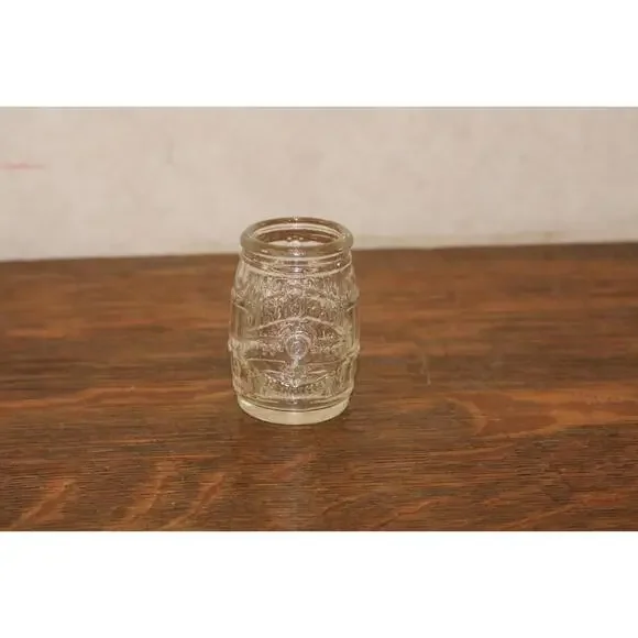 Vintage Jim Beam 200th Anniversary 1995 Barrel Shot Glass - Picture 1 of 3